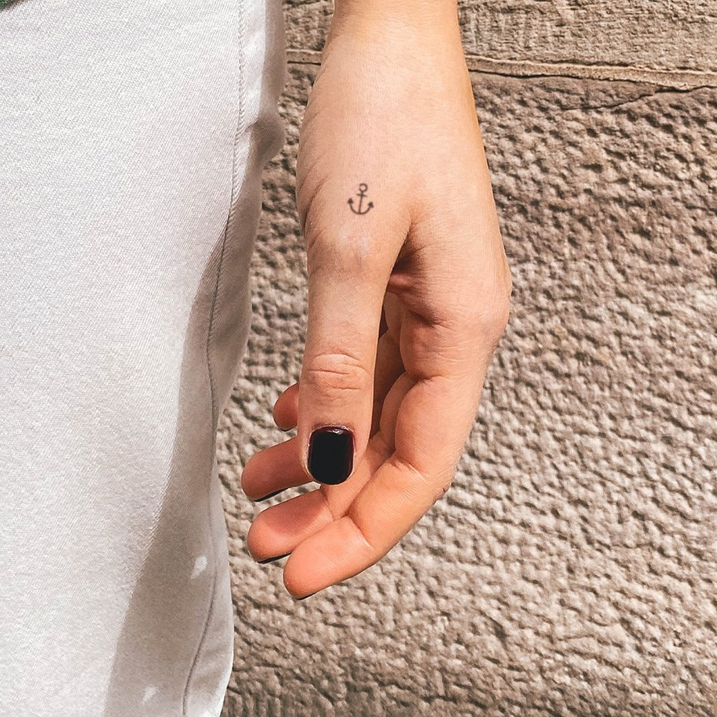 anchor finger tattoos