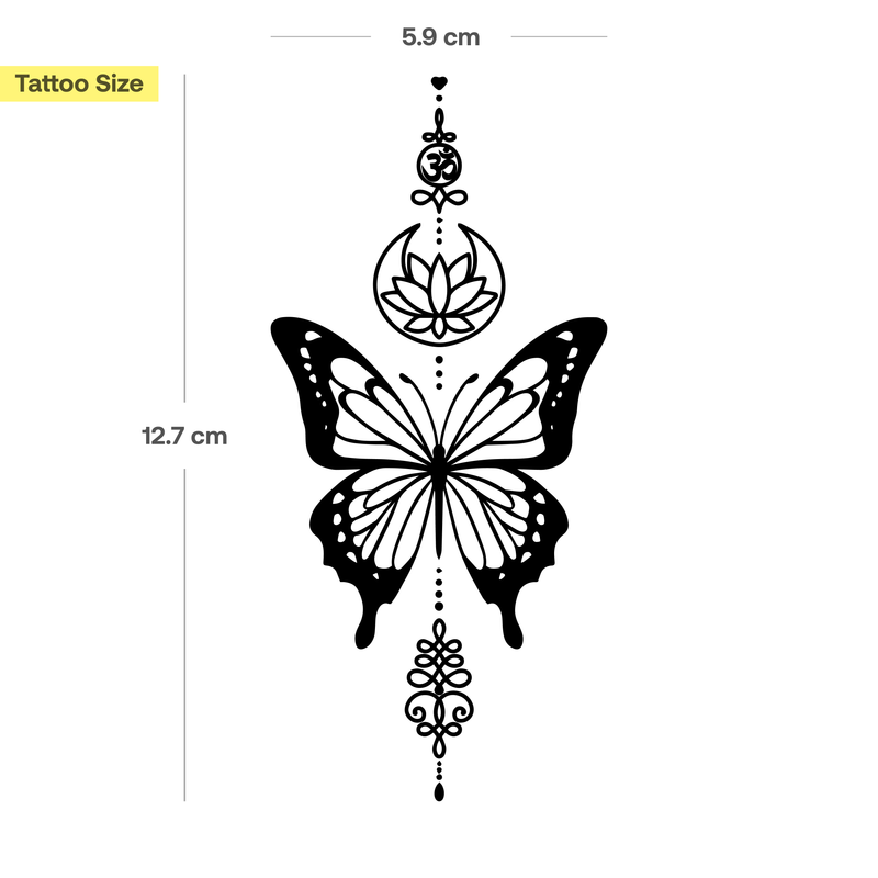 Schmetterling mit Symbolen Tattoo