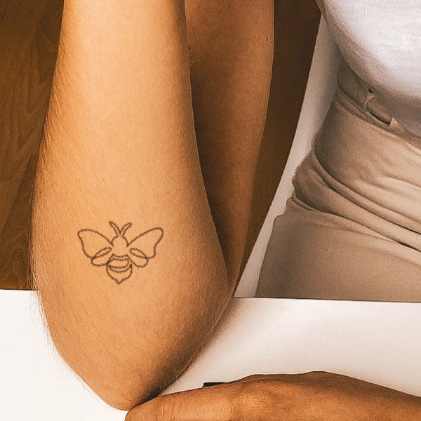 Bee Lineart Tattoo 